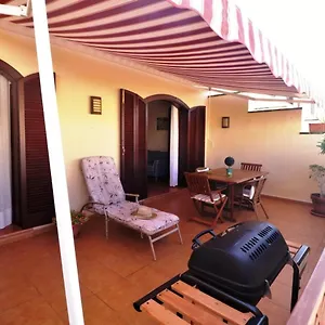 https://apartment-with-large-relax-terrace-and-top-equipment.adeje-hotels.com